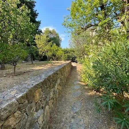 Будинок відпочинку Dans Maison, Jardin Et Piscine Prives Антіб