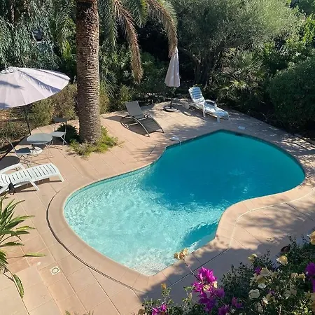 Feriehus Dans Maison, Jardin Et Piscine Prives *