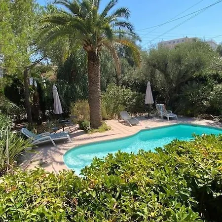 Dans Maison, Jardin Et Piscine Prives Prázdninový dům *